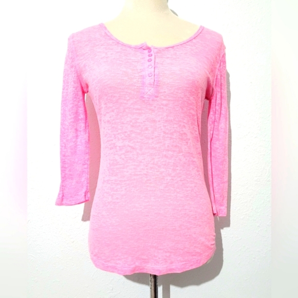 Y2K Woman's Pink Burnout 3/4 Sleeve Top Size Small Stretchy - Picture 1 of 10